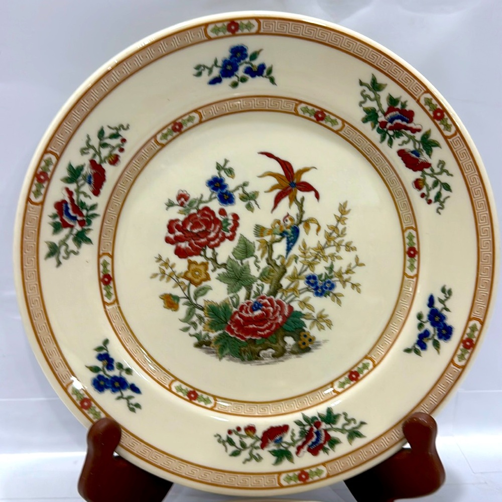 Set of 3 Syracuse China Old Ivory Shangha 9” Plate. Made in USA. A2434.